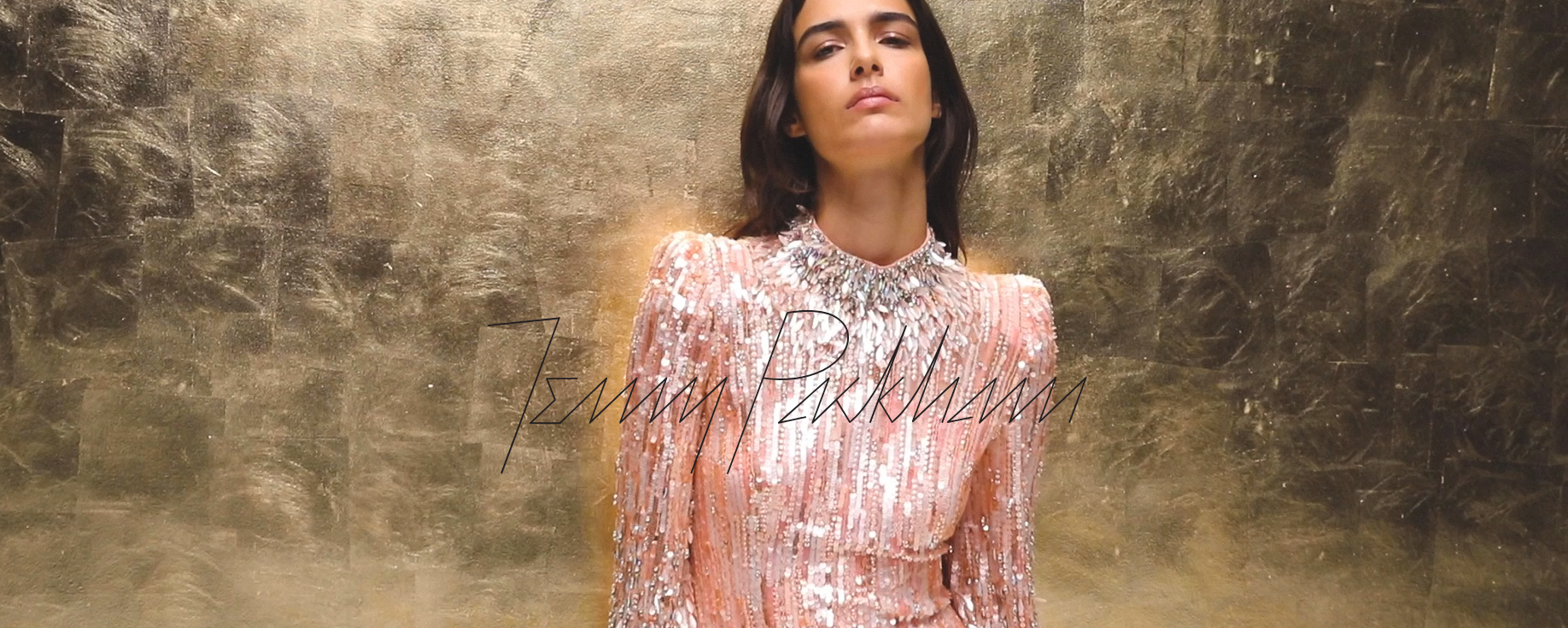Exquisite Craftsmanship, Timeless Elegance